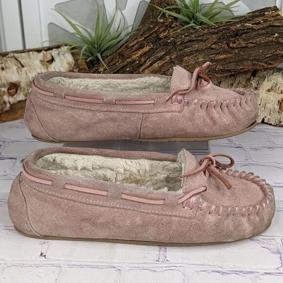 Minnetonka Rose Pink Suede Faux Fur Slipper - Picture 3 of 9